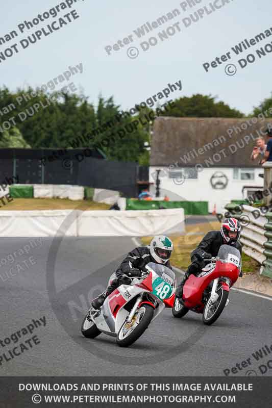 Vintage motorcycle club;eventdigitalimages;mallory park;mallory park trackday photographs;no limits trackdays;peter wileman photography;trackday digital images;trackday photos;vmcc festival 1000 bikes photographs